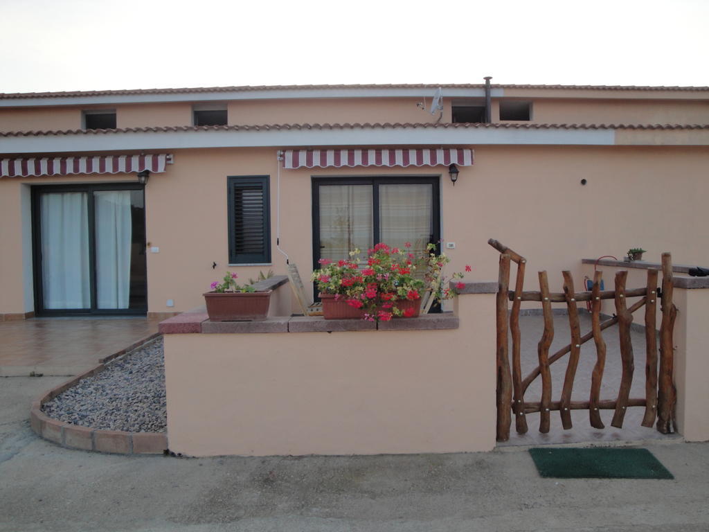La Jatta Hotel Budoni Exterior foto