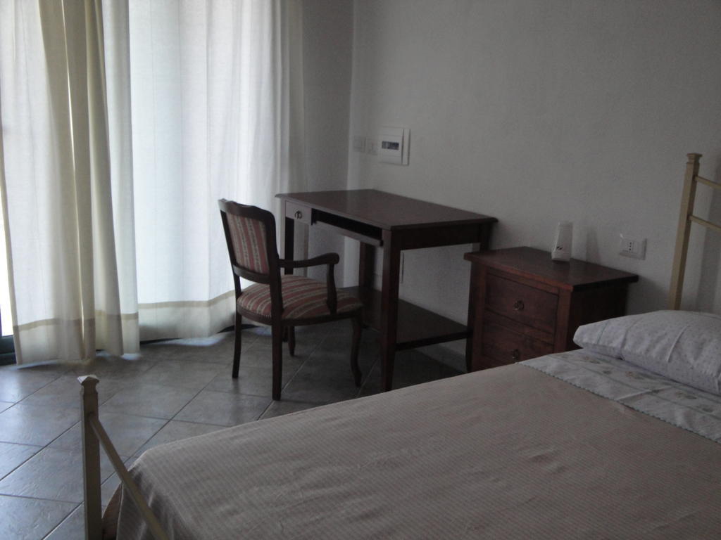 La Jatta Hotel Budoni Quarto foto